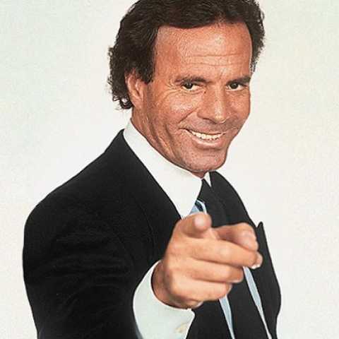 دانلود آهنگ خولیو ایگلسیاس Nostalgie 1 Julio Iglesias Nostalgie